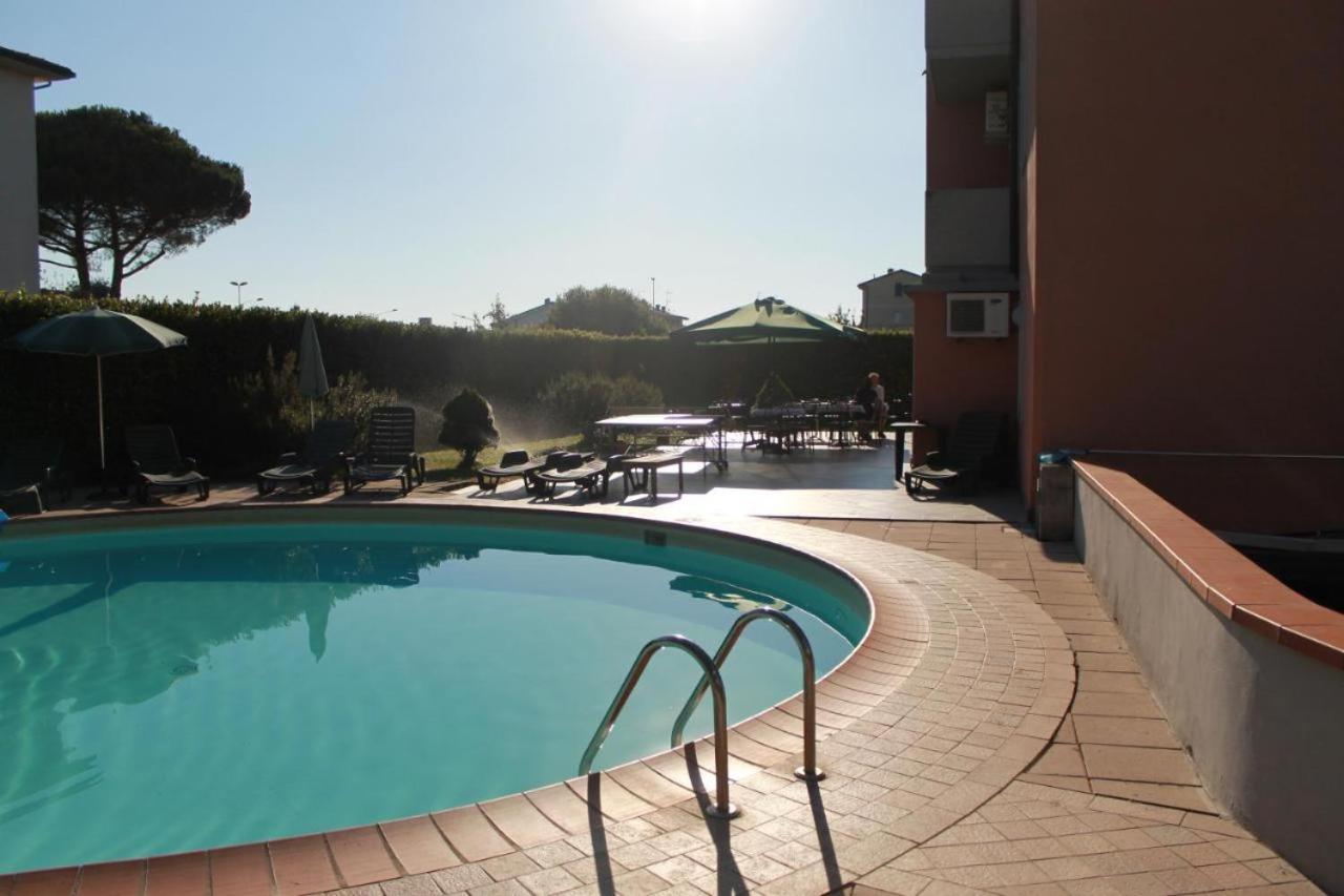 Giada Palace Apartments & Pool - Giada Palace Group Lucca Eksteriør billede