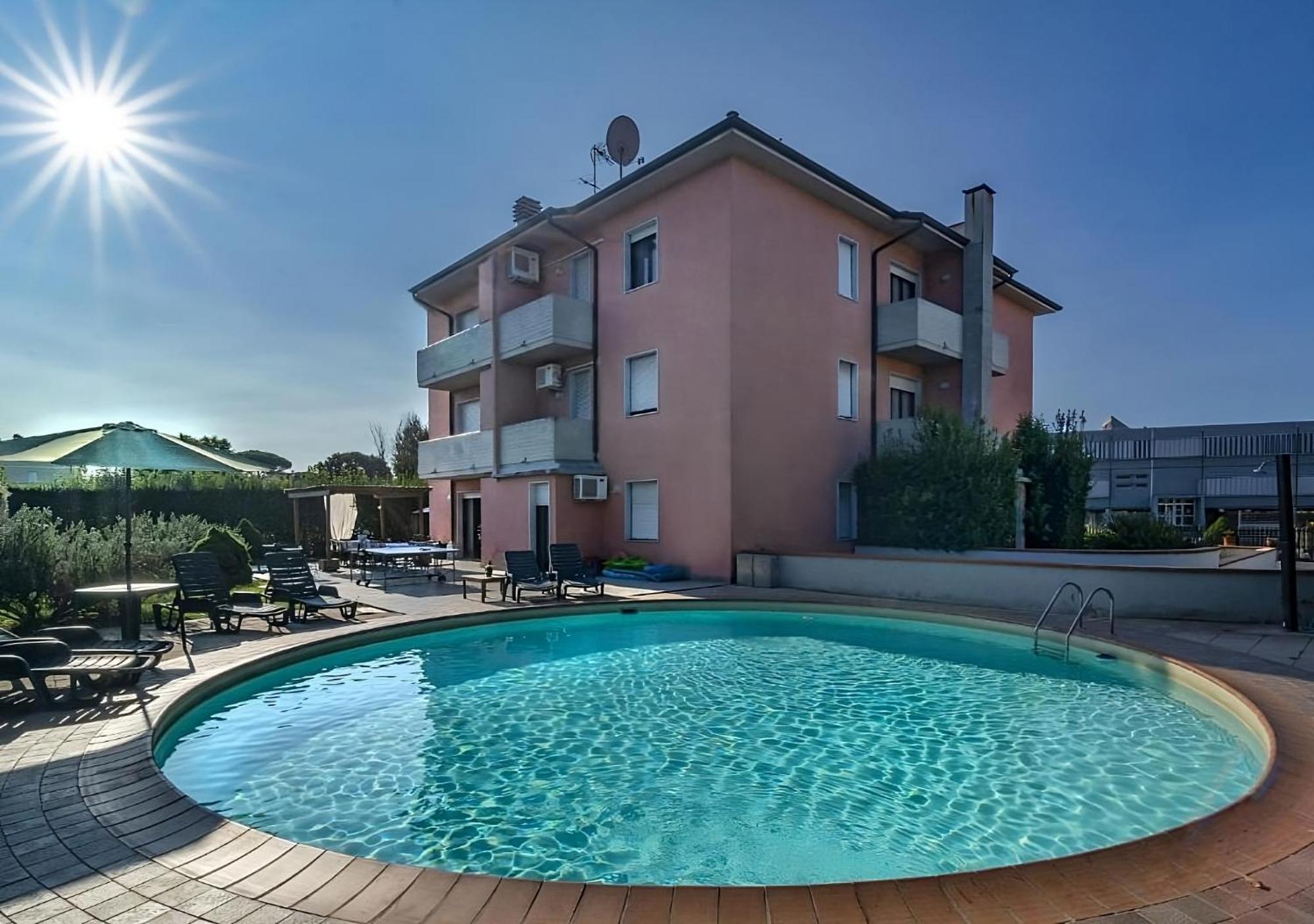 Giada Palace Apartments & Pool - Giada Palace Group Lucca Eksteriør billede